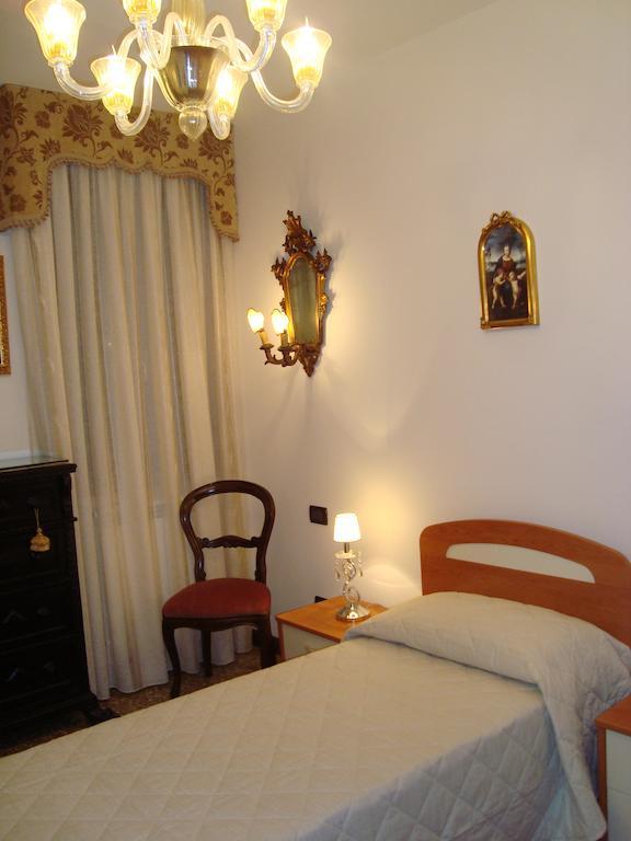 Appartamento Ca' Pierre Venezia Camera foto